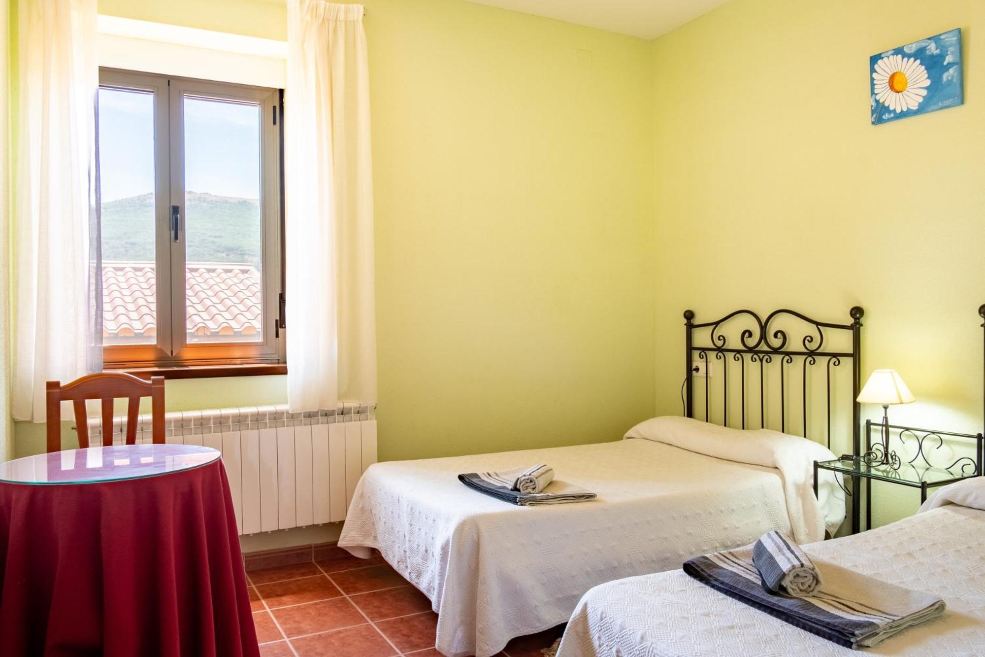 Casa Rural Rinconada La Rinconada de la Sierra Ngoại thất bức ảnh